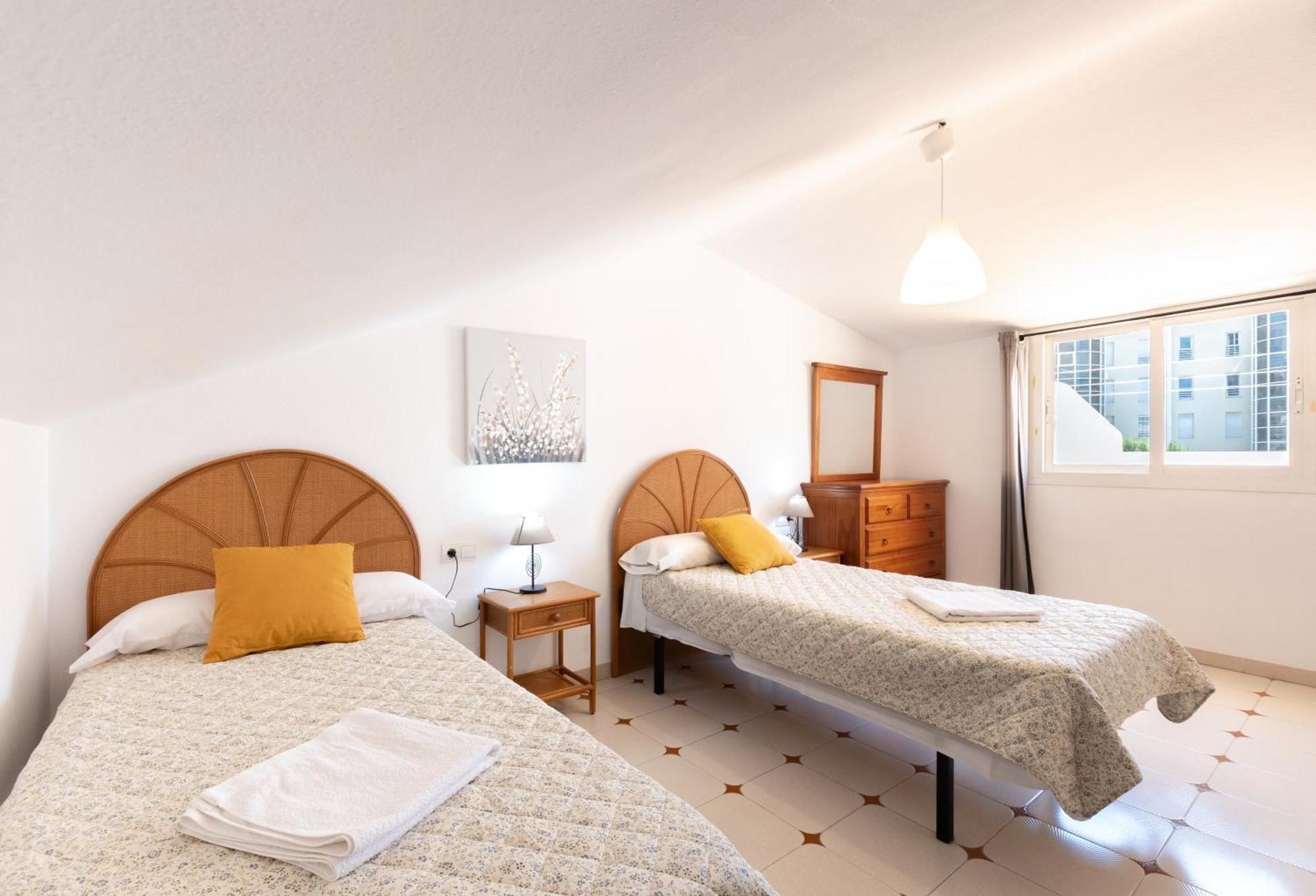 Apartamento Torreblanca, ฟูเอนฮิโรลา ภายนอก รูปภาพ